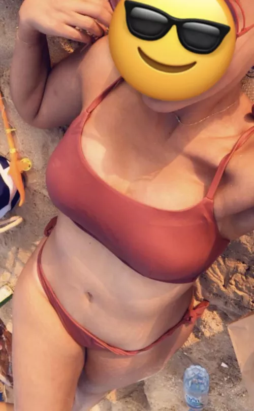 42yo and my wife still looks great in bikini, agree/disagree? by ChipmunkRoutine8274