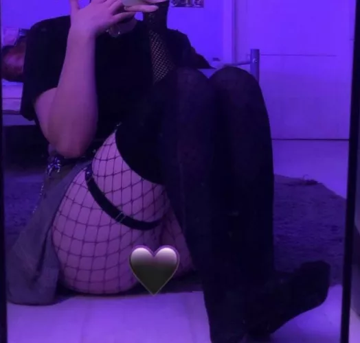 Anyone up for gaming? 👀 by idktbh5738