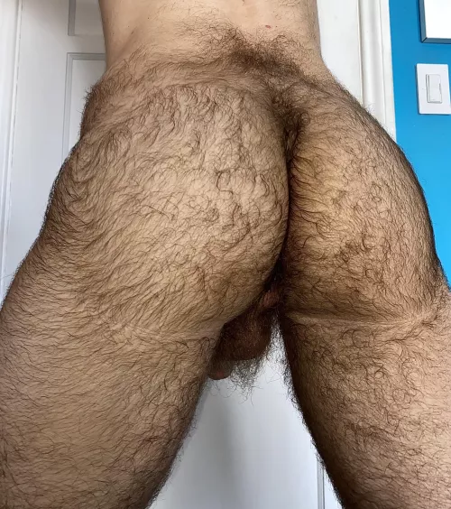 Dig in 👅 by Howl_at_the_moon_