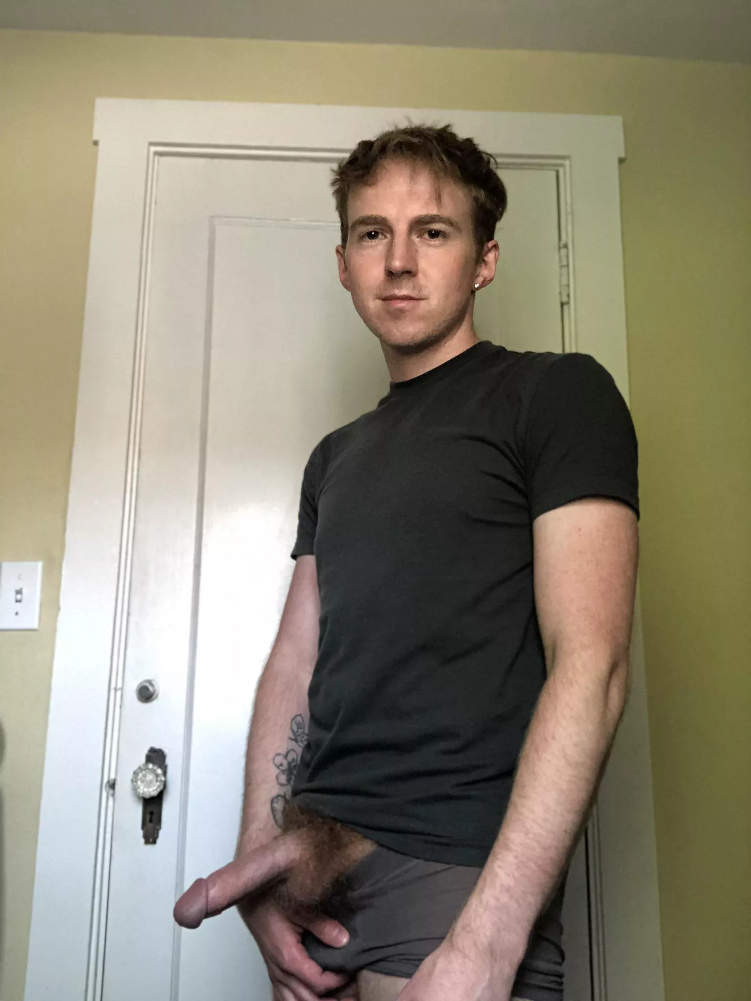 get on your knees for your ginger boss posted by hummrpdx