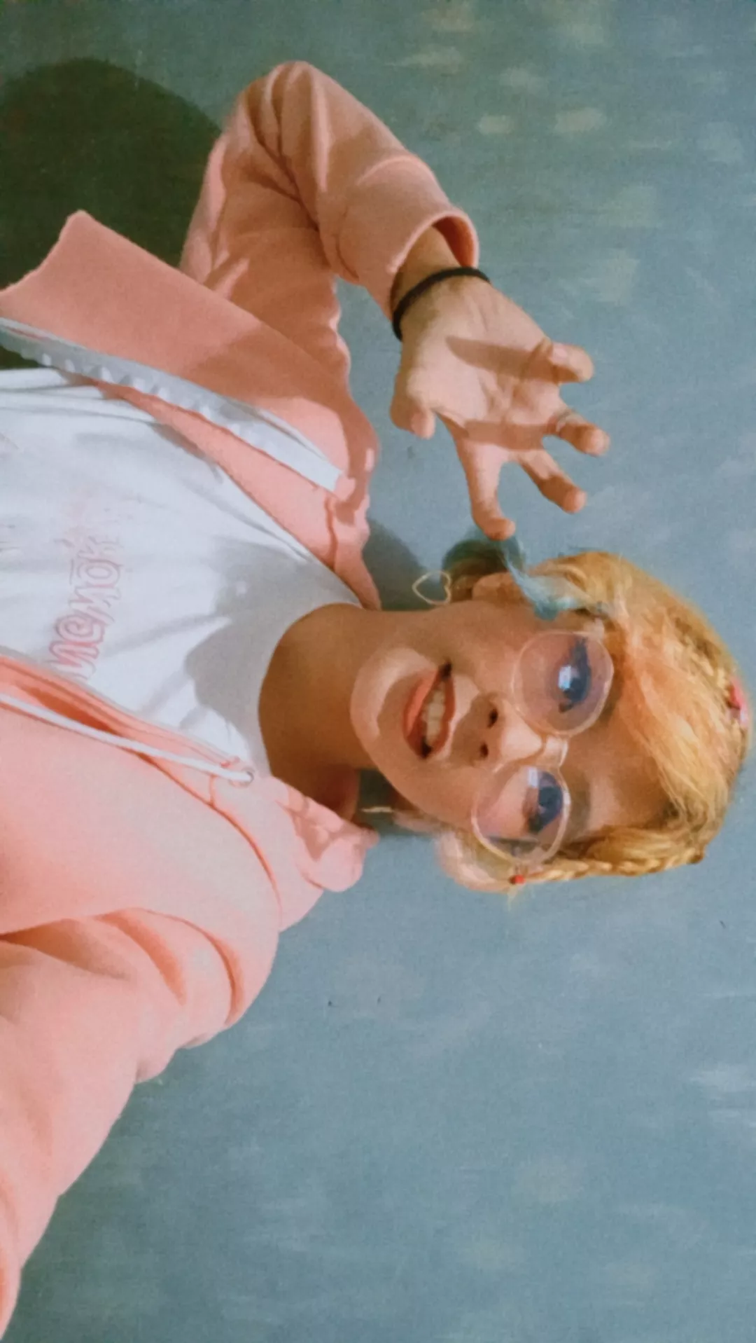 Hi🥺🥺 posted by Iyochii_