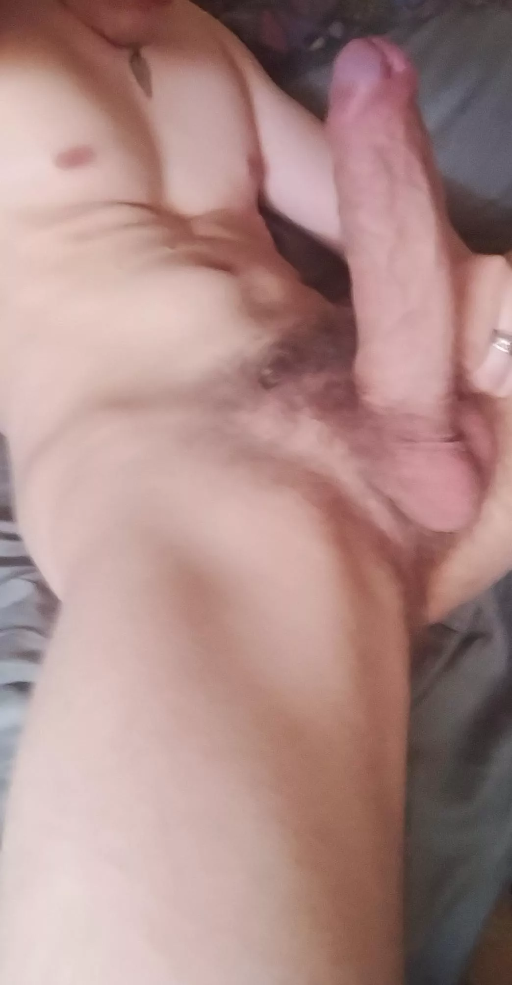 I think that's a fat cock posted by jesuispandore