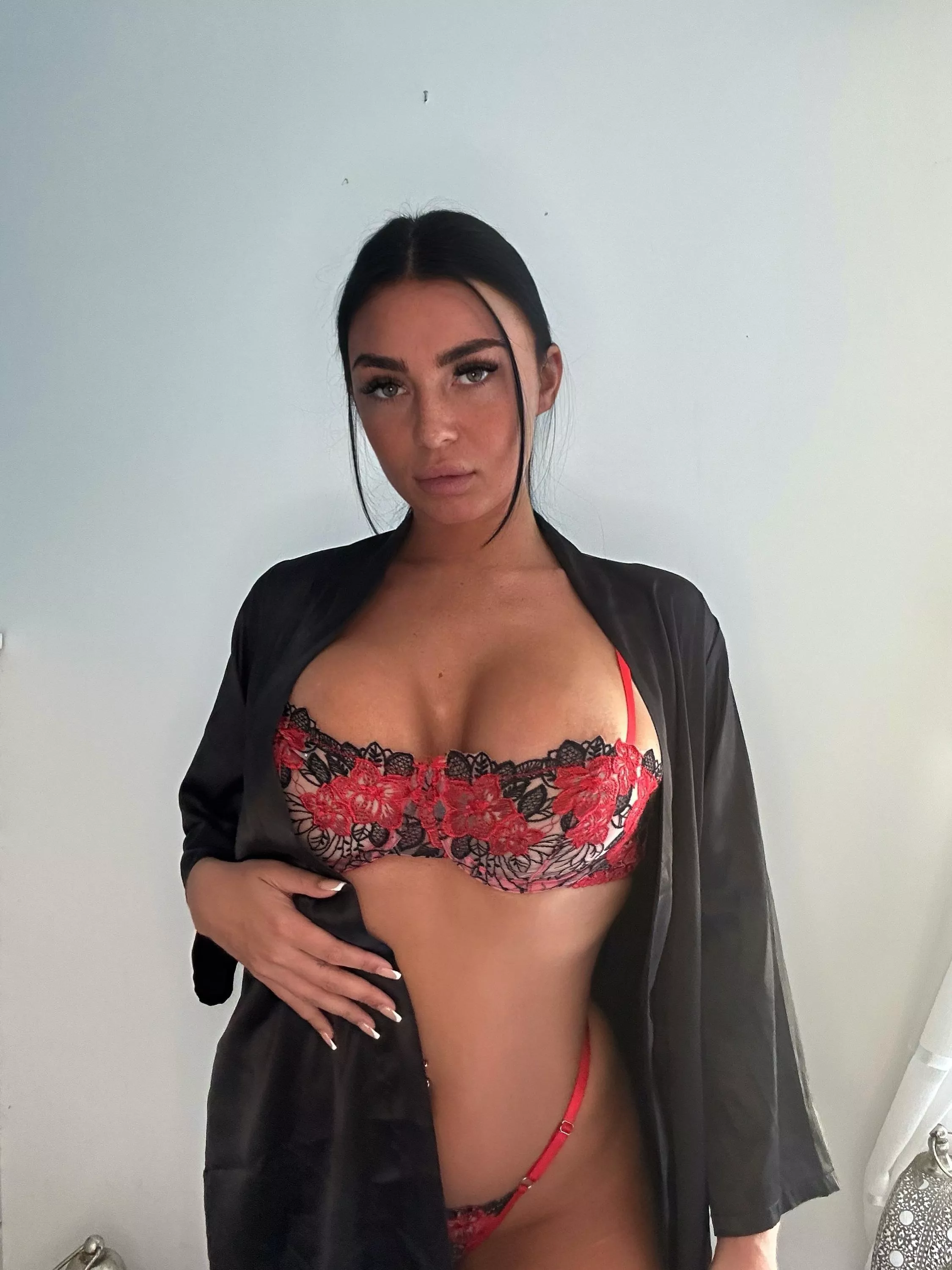 I've been told I got nice boobs posted by evanskallie2