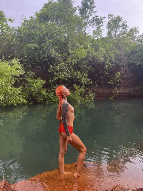 Lake nymph by NoraRedmain