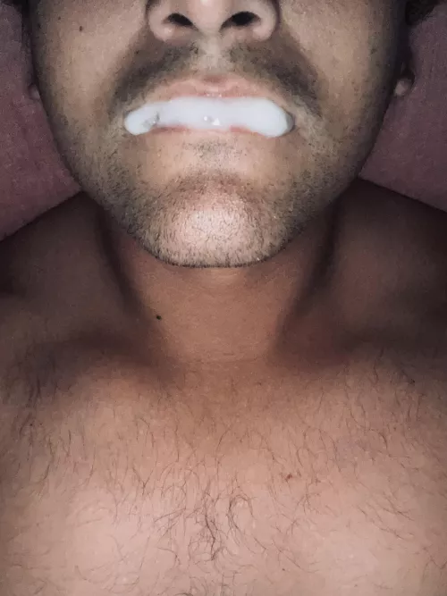 (29) At first I wasn’t sure about having a gay roommate, but now I hope he never moves out 🥵 by squeezingyou