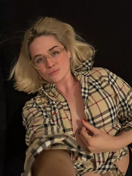 A blonde girl with glasses who needs new friends here:) by earn_hisher_keep