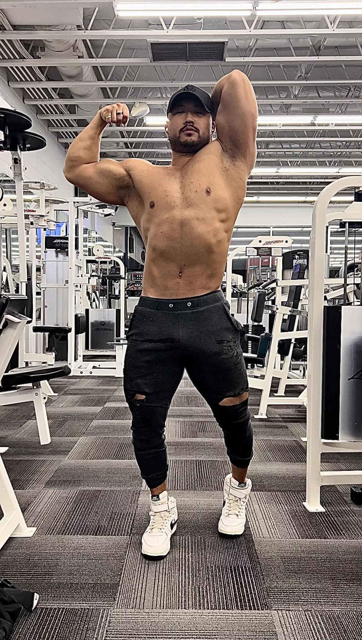 Always the biggest alpha in the gym posted by KingKaiLuke2
