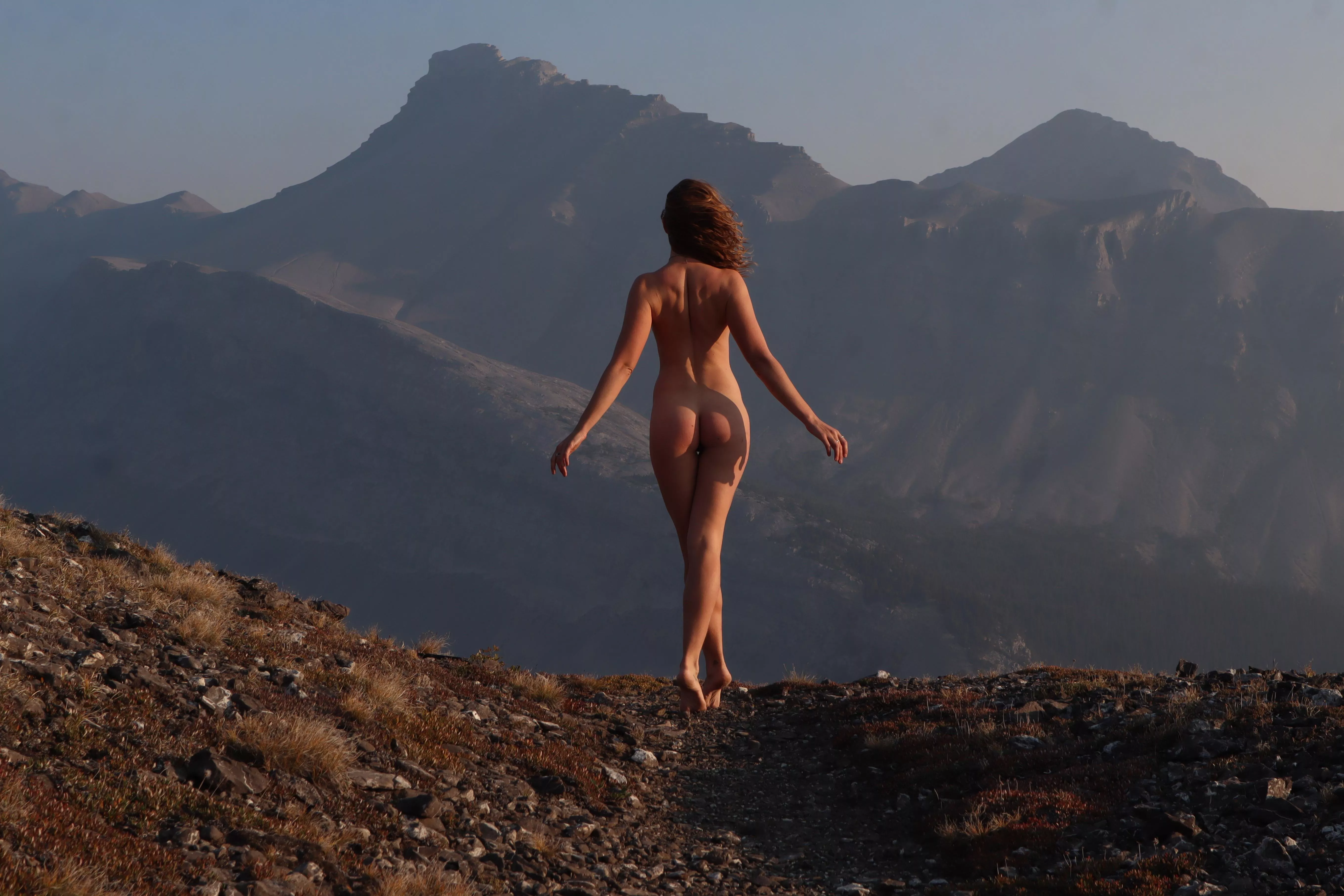 Best start to the morning! Wind in my hair, sunrise light on my body :) posted by Rileyjademodel