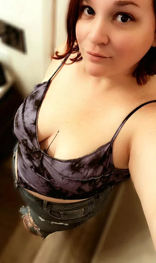 Feeling extra cute.. I love this outfit 💜🖤 by Zeldas_Reveal