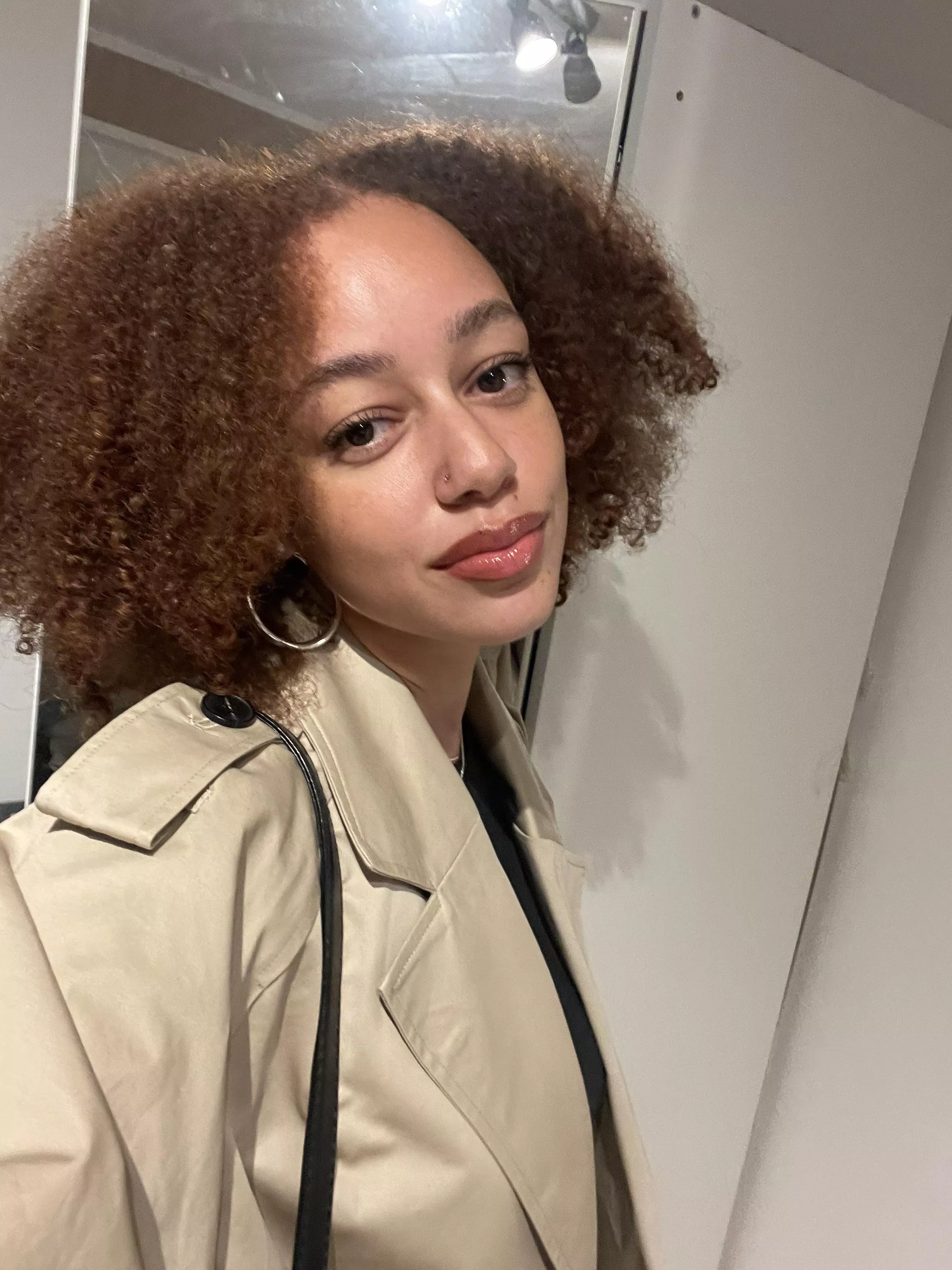 Going out tonight after 1 year break (excited) f19 posted by alwaysstayshy