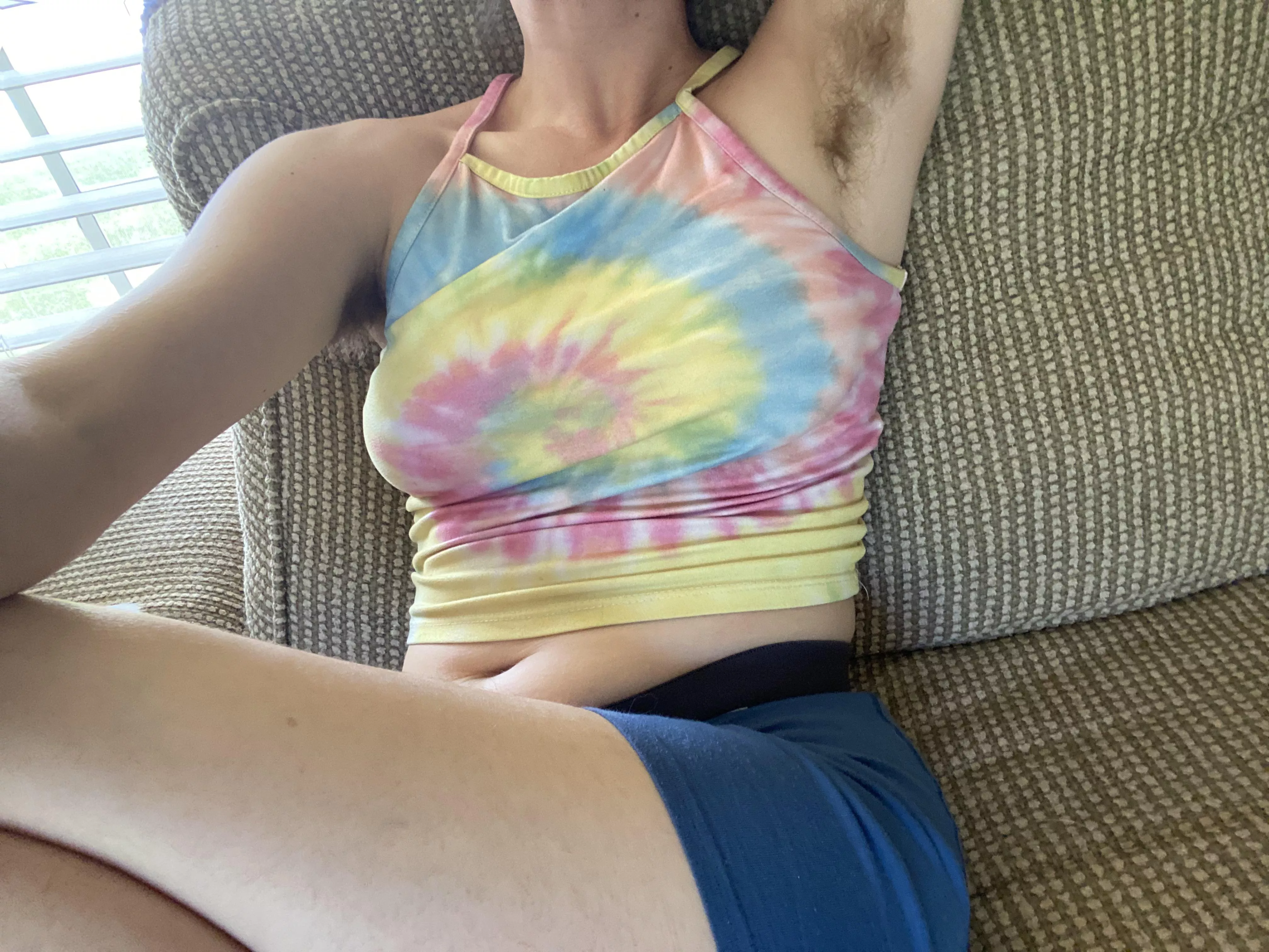 I know you’d find my scent irresistible posted by veeflowers_