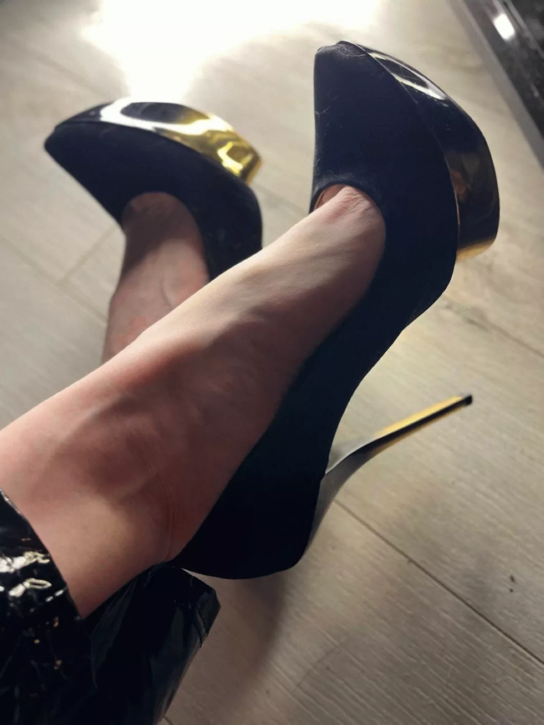 I love high heels posted by BadAssBitchVIP