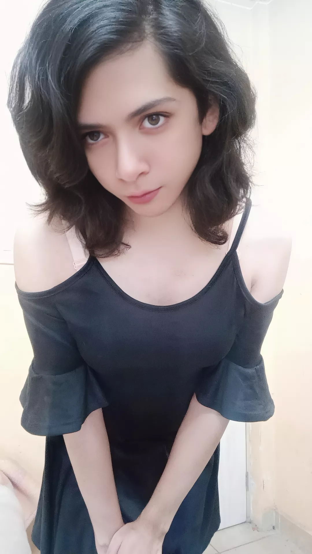 Lady posted by lily_stormagedon