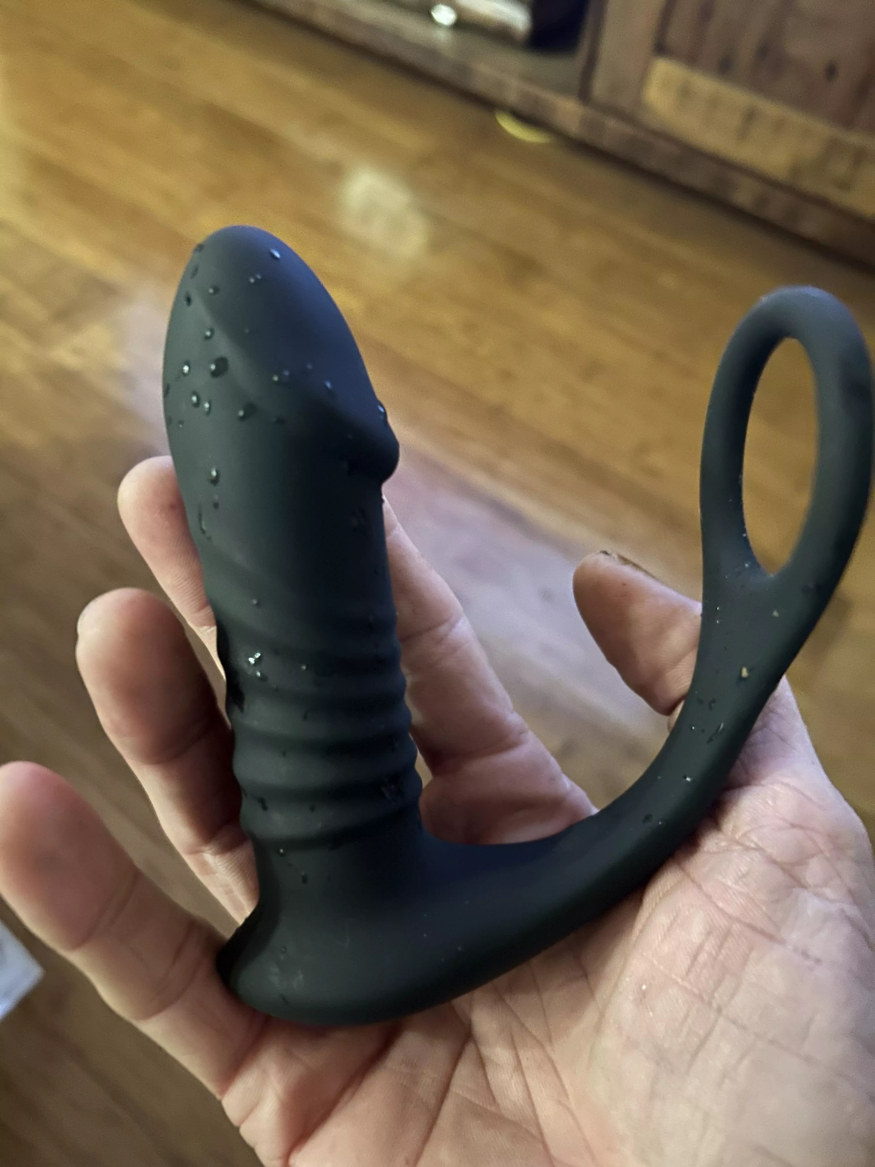 New arrival today it’s going off in me now posted by Naughtyknackers69