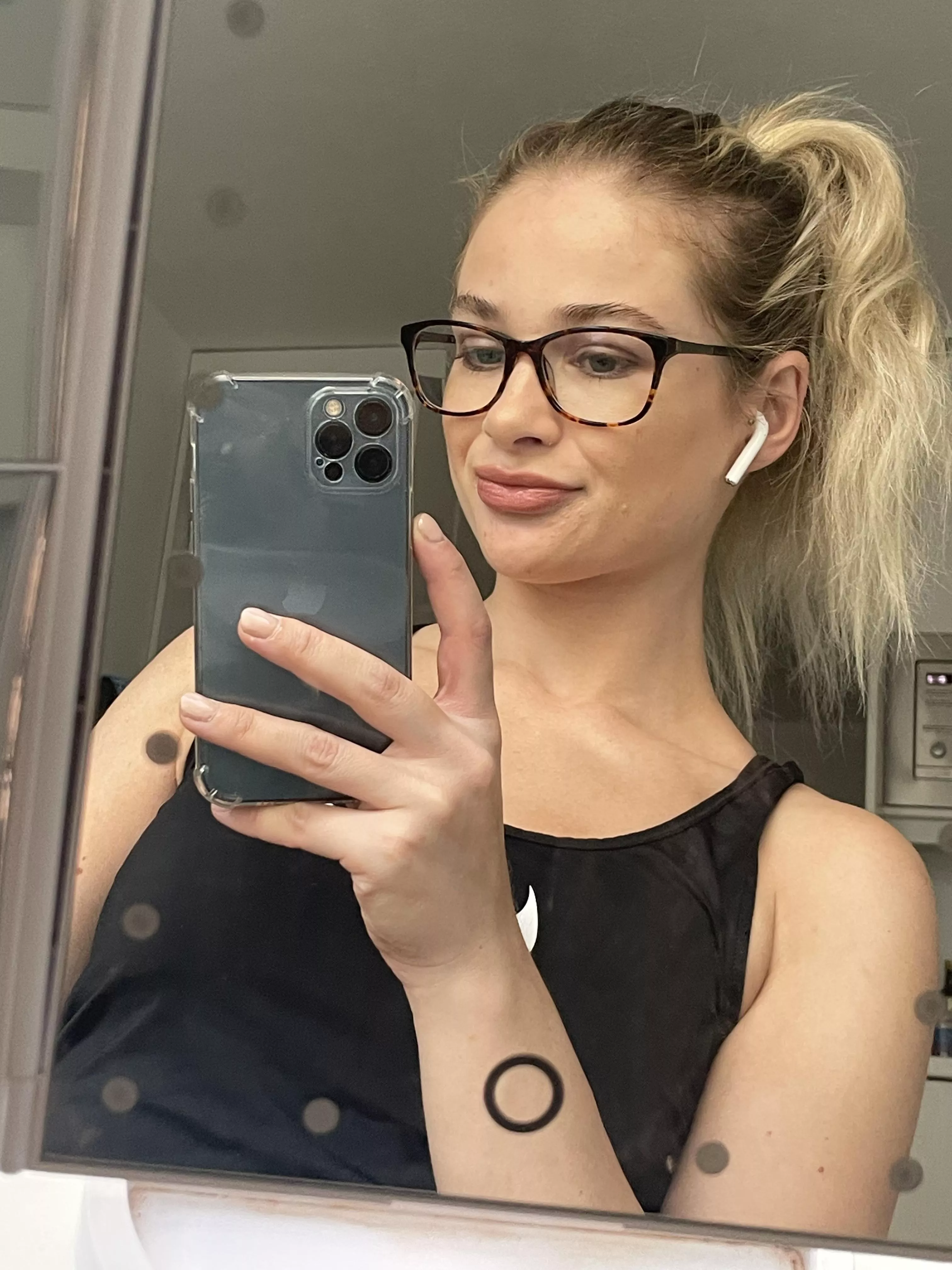 Posting here to spread some high vibrations 🥰 posted by madisonbimmer