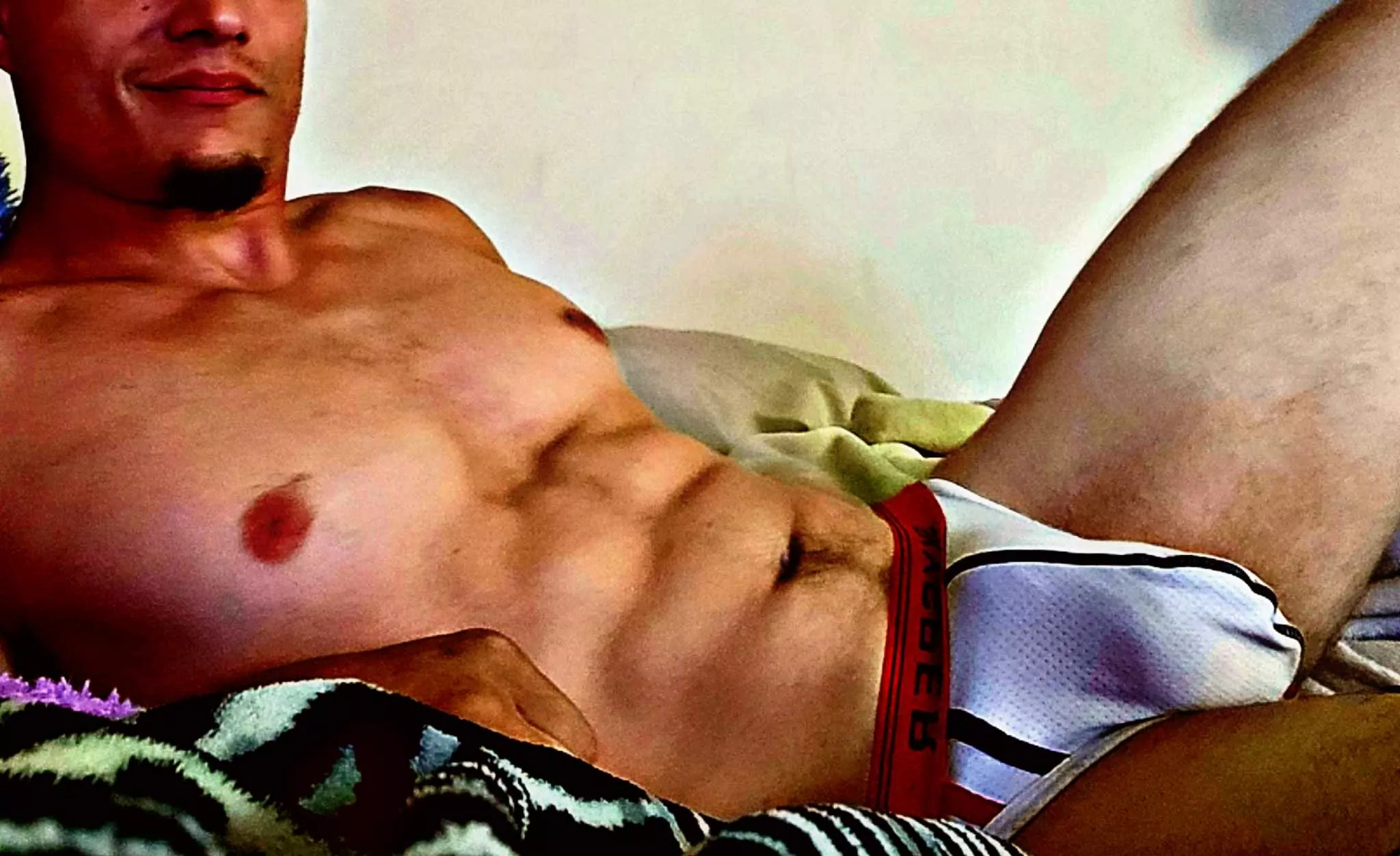 Should I show the back next? posted by 4goodtimentlngtime