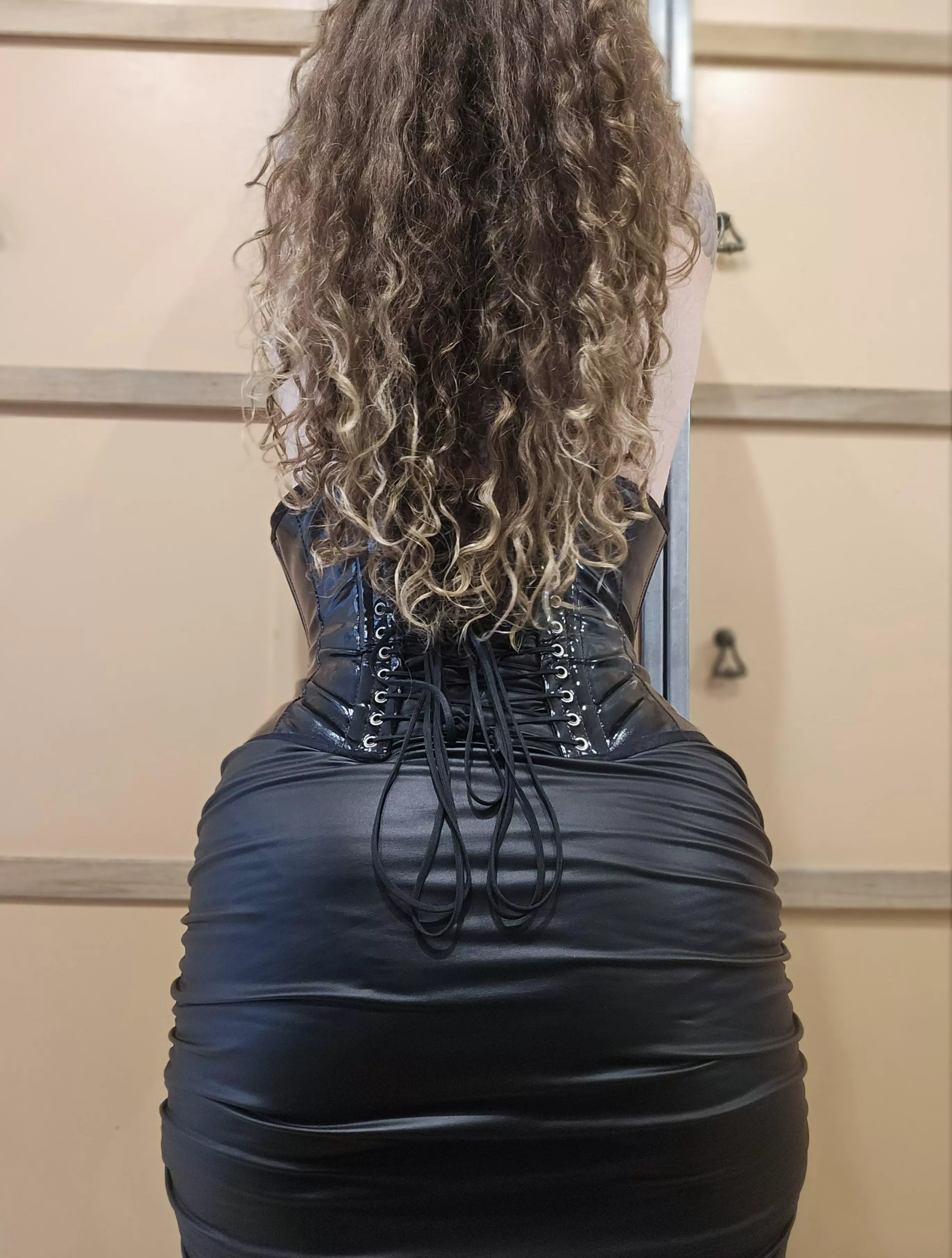 The backside posted by Rich-Protection2188