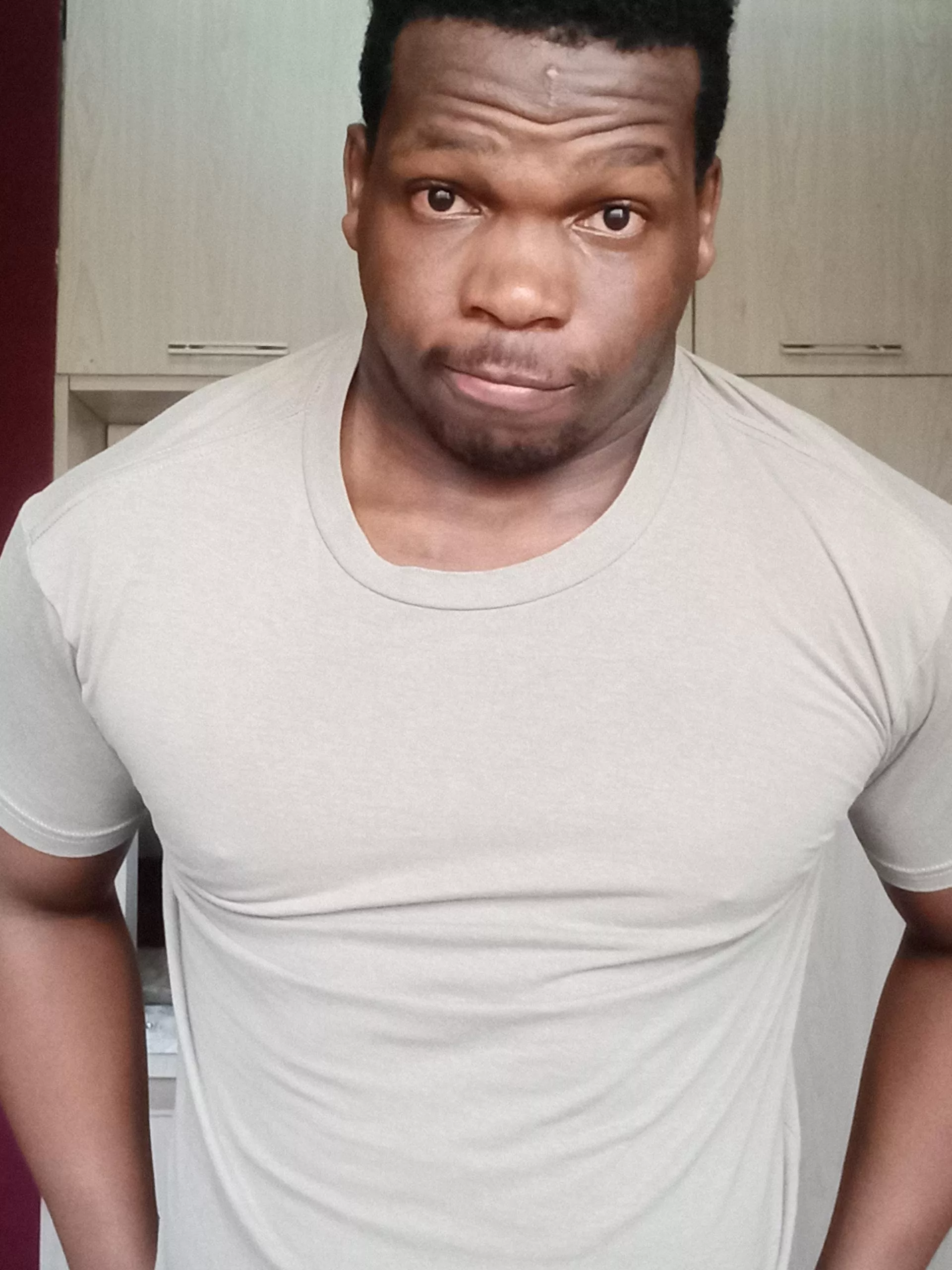 This and that and feeling cute posted by vl_aar