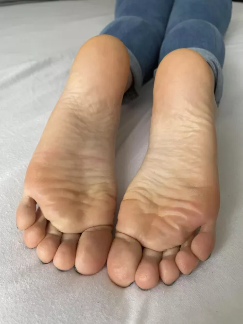 What do you think about my soles?😋 by averyysfeet