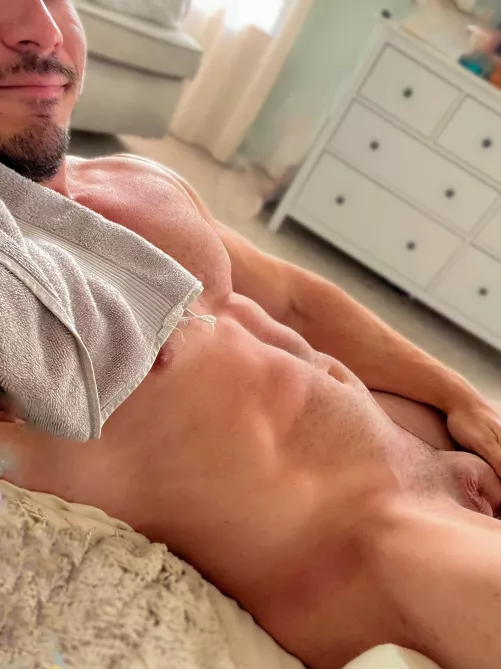 Who wants to climb on? by Fullday3