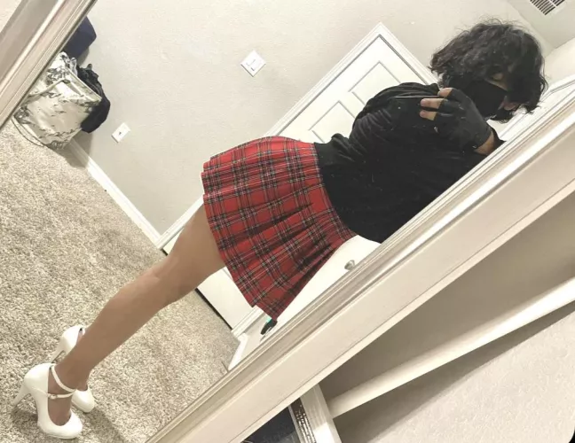 WOAH! what’re you doing here? by yuprnAngel