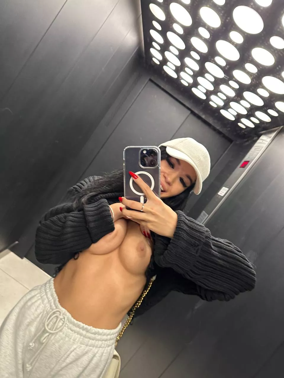 You've been a bad boy.. Come to my lift posted by Lolaxelo24