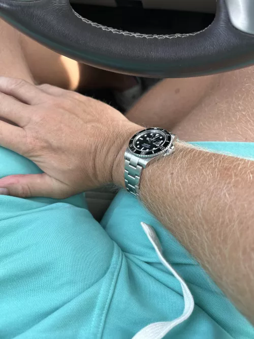 About to walk into the coffee shop and hope no one (everyone) notices by VikingMan8x6