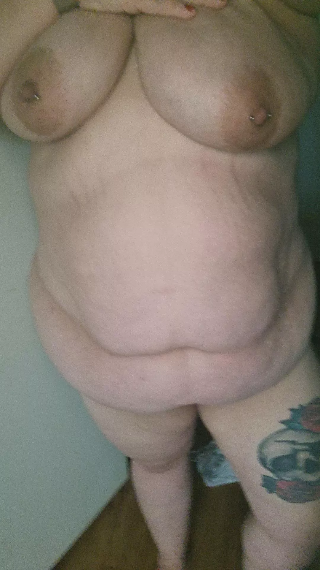 Am I toooo big? posted by Kandiii_Kaane