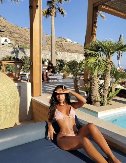 be radiant as the sun by Dwarfishhopkins94