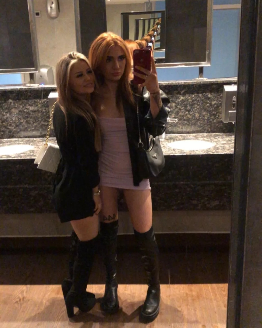 Blonde or ginger? posted by Jabbahut99