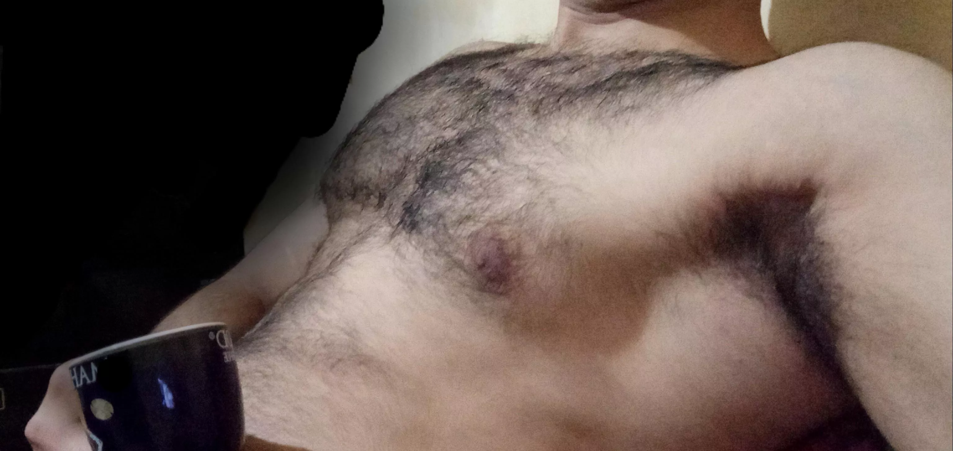 doesn't have much hair,,but I think it's not bad (my chest)💥💥💥 number 5 posted by selonzan