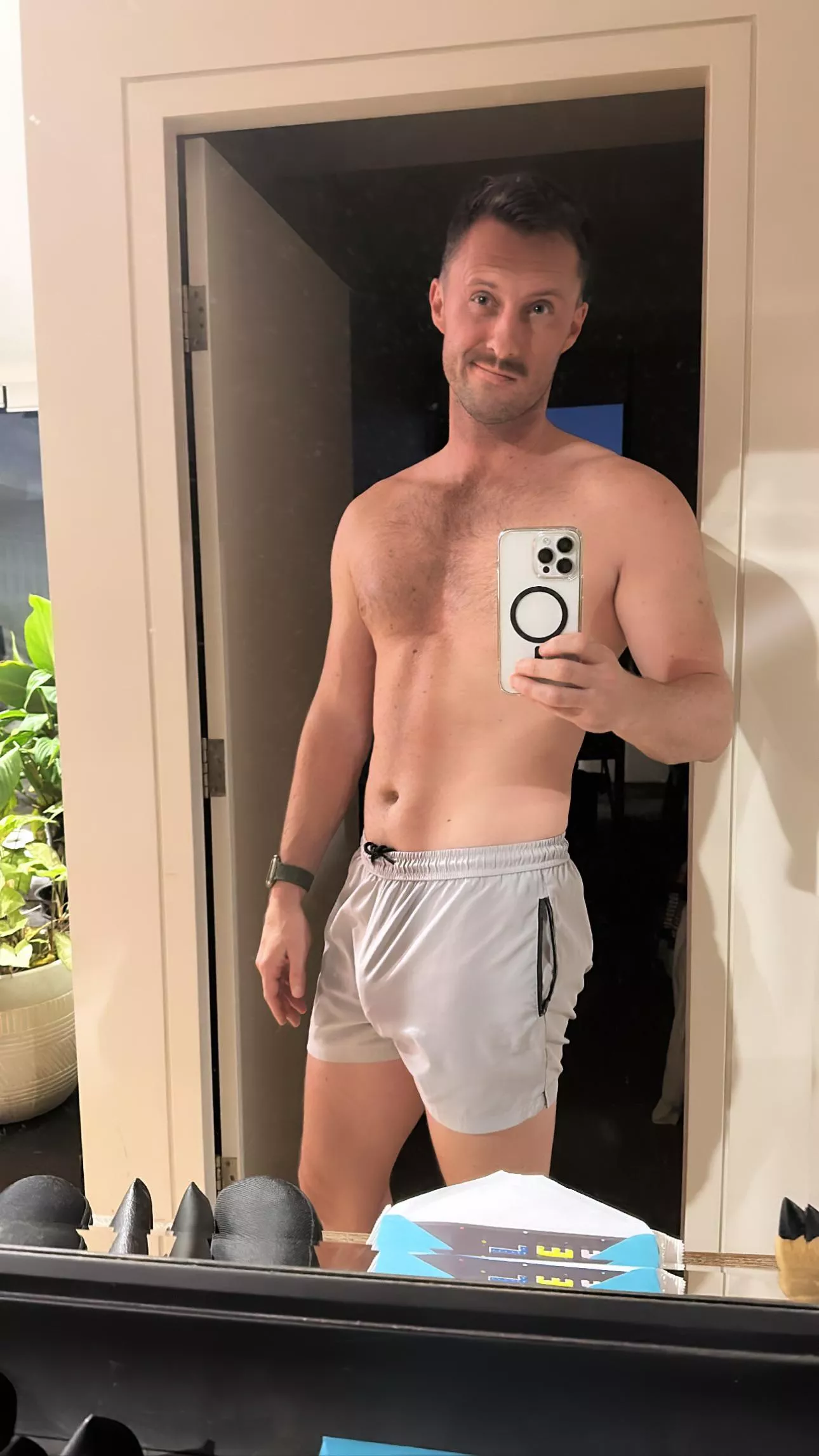 Grey gym gear posted by IndependenceEasy7036