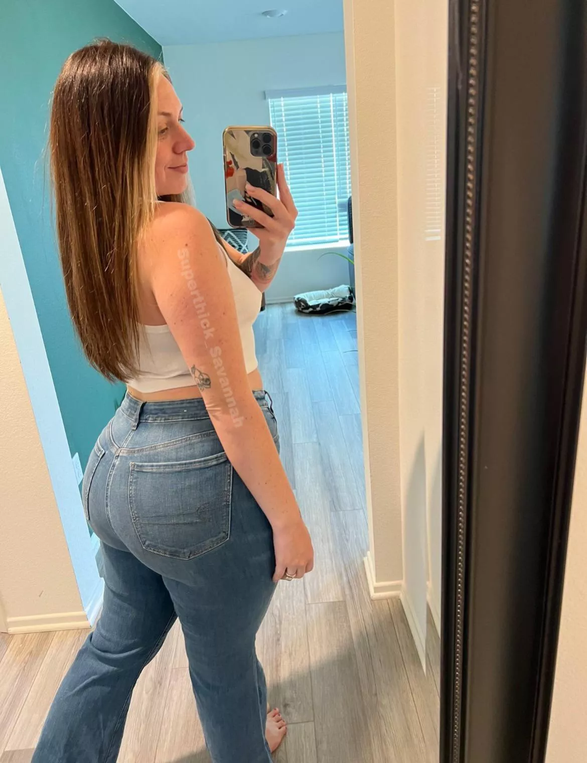 Happy Tuesday everyone posted by Superthick_Savannah