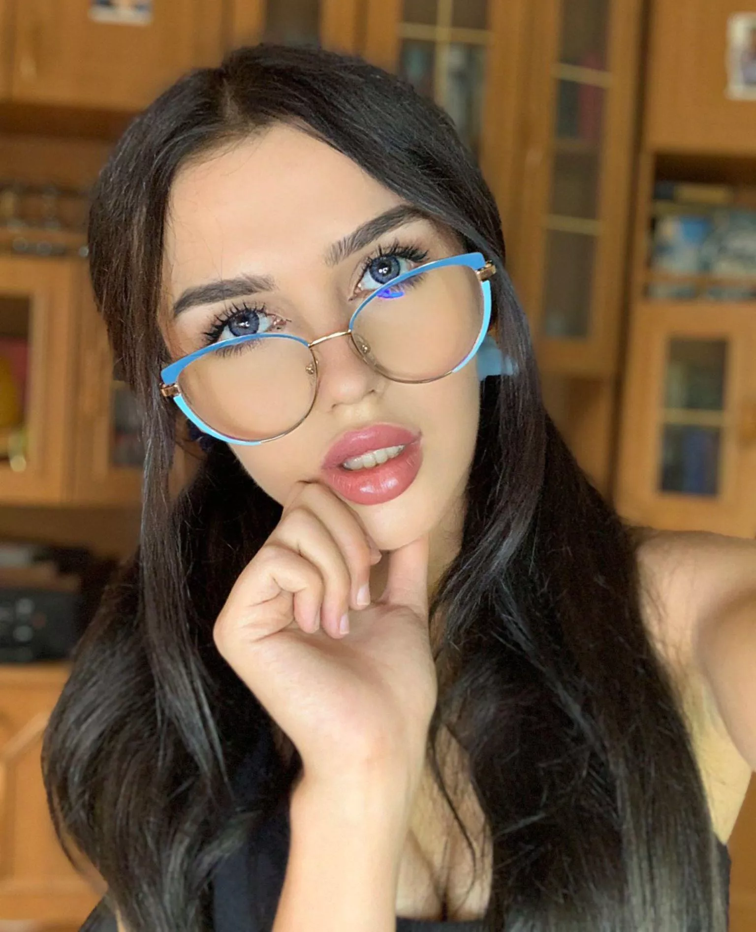 i love these glasses :P posted by OrlandoripeMango