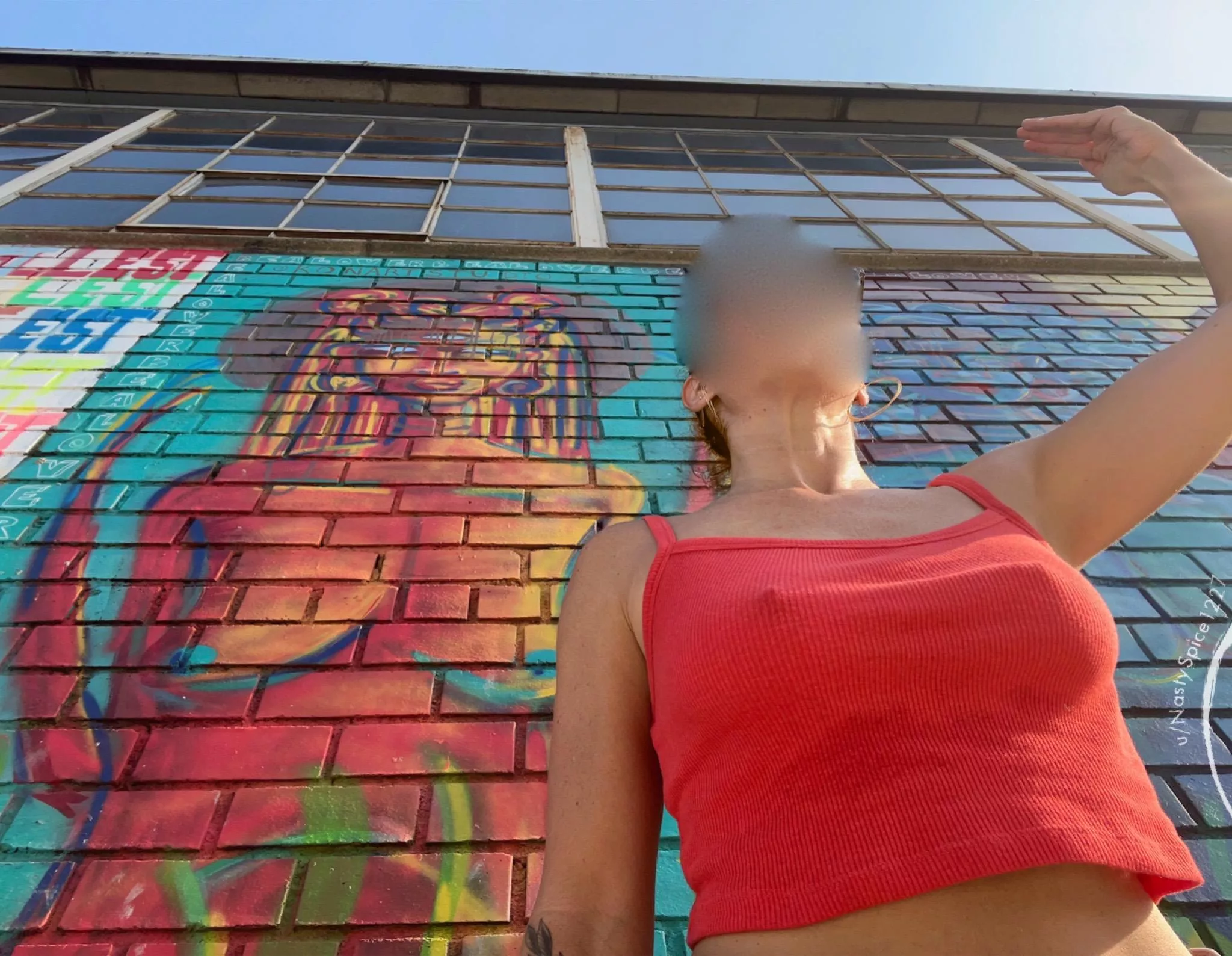 Left or right? (f45) posted by NastySpice1227