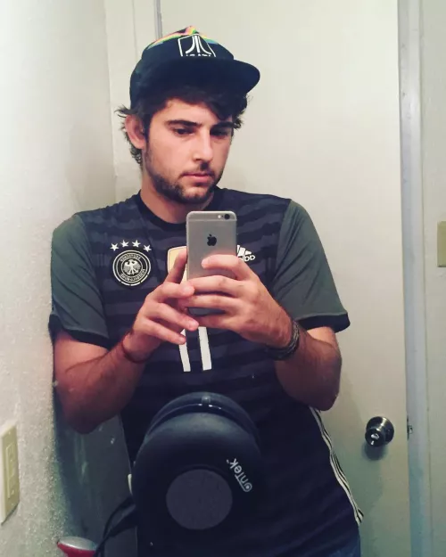 Morning! by lewd-town