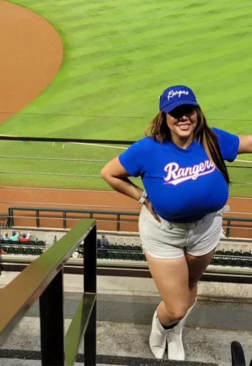 Royal milkers by Thejoker2020