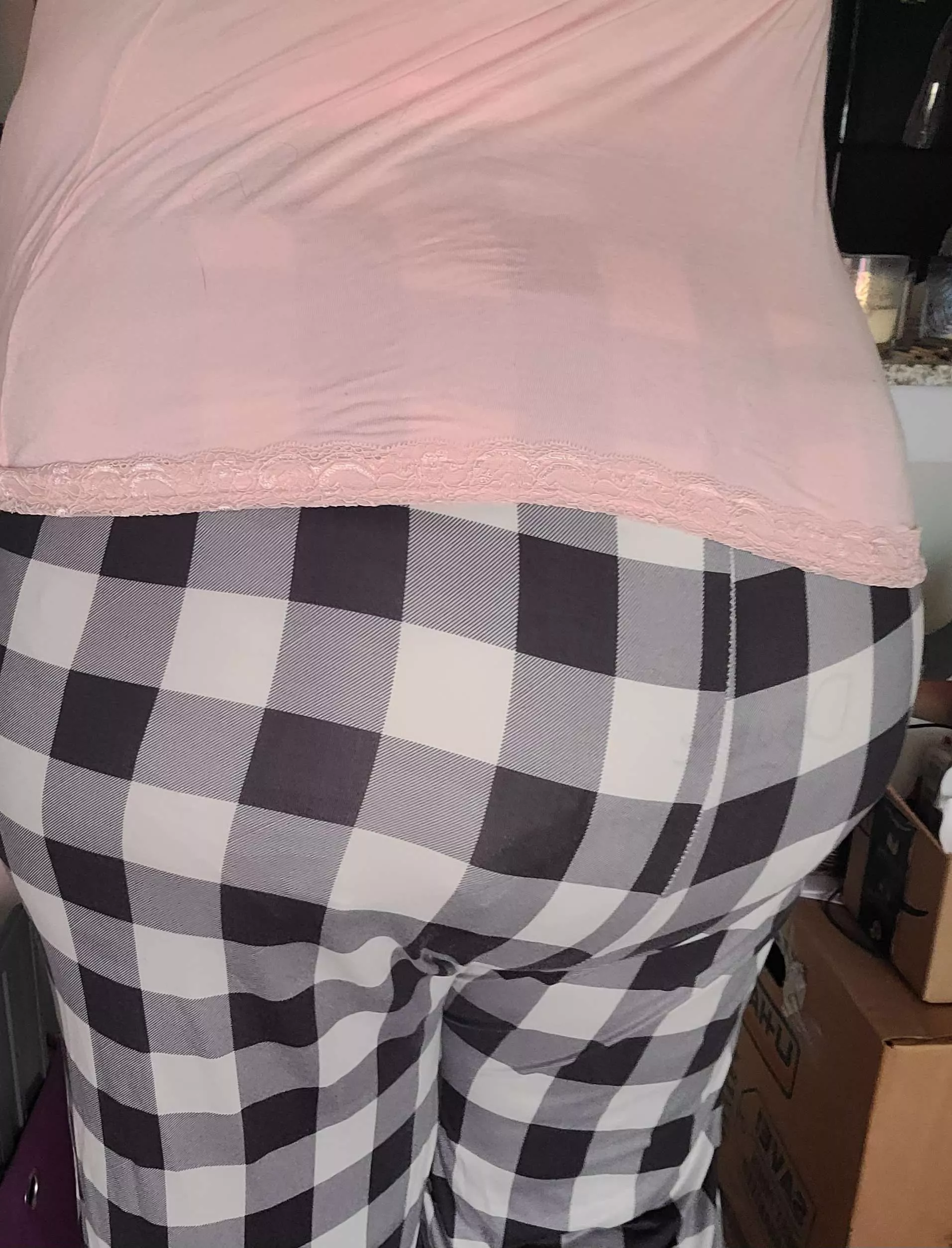 Trying to hide my diaper butt posted by LGlookin