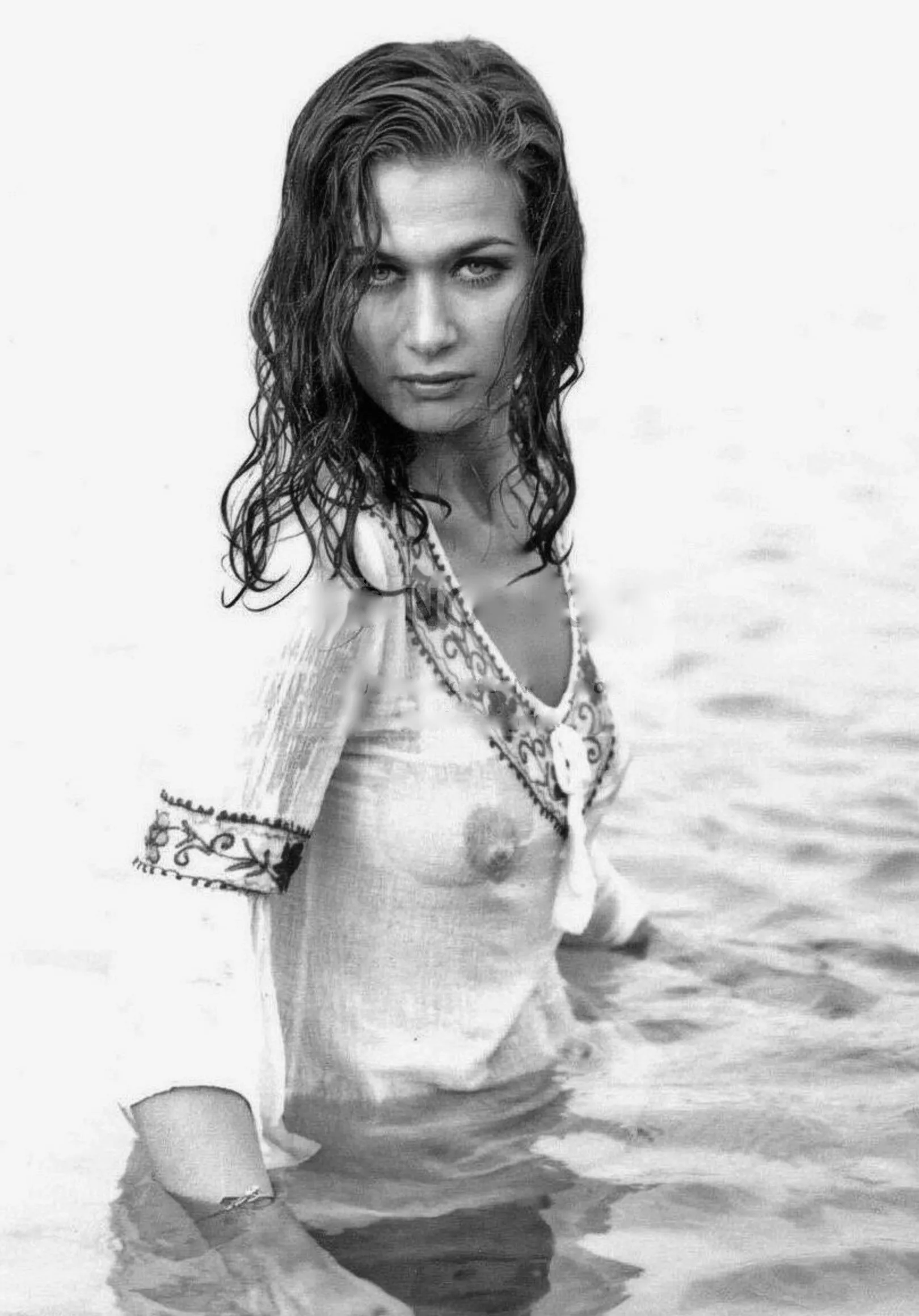 Valerie Leon 70's posted by MugPuntertoo