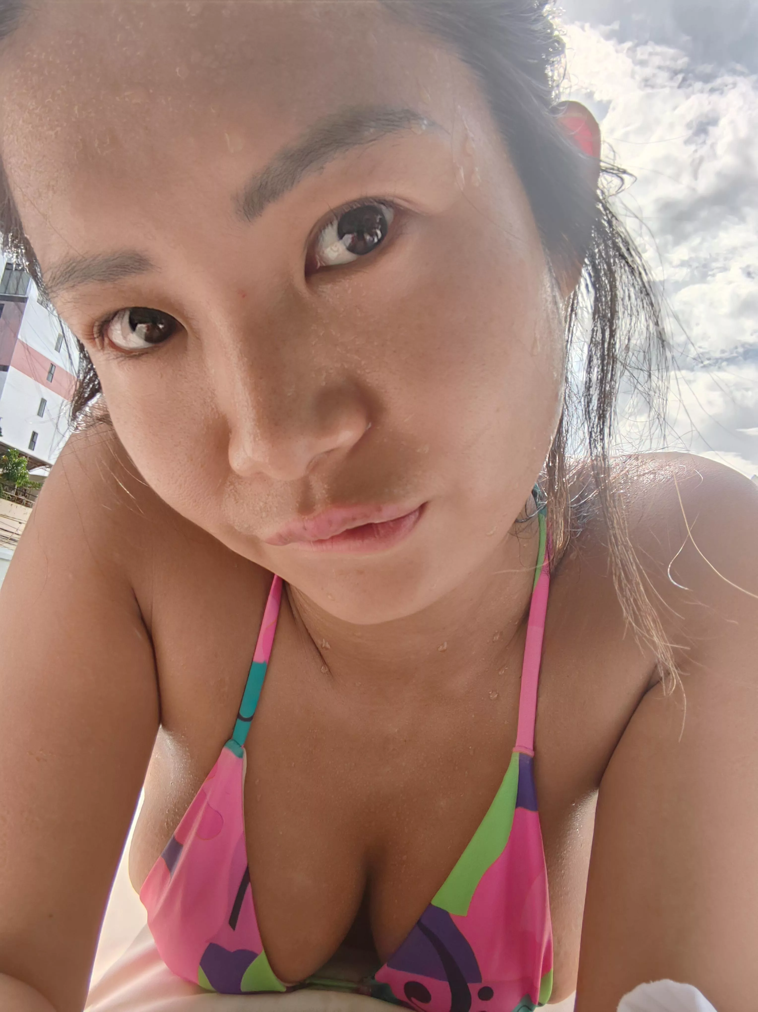 What is the temperature where you are? It's hot and tanning kind of day for me posted by Good-Manufacturer246