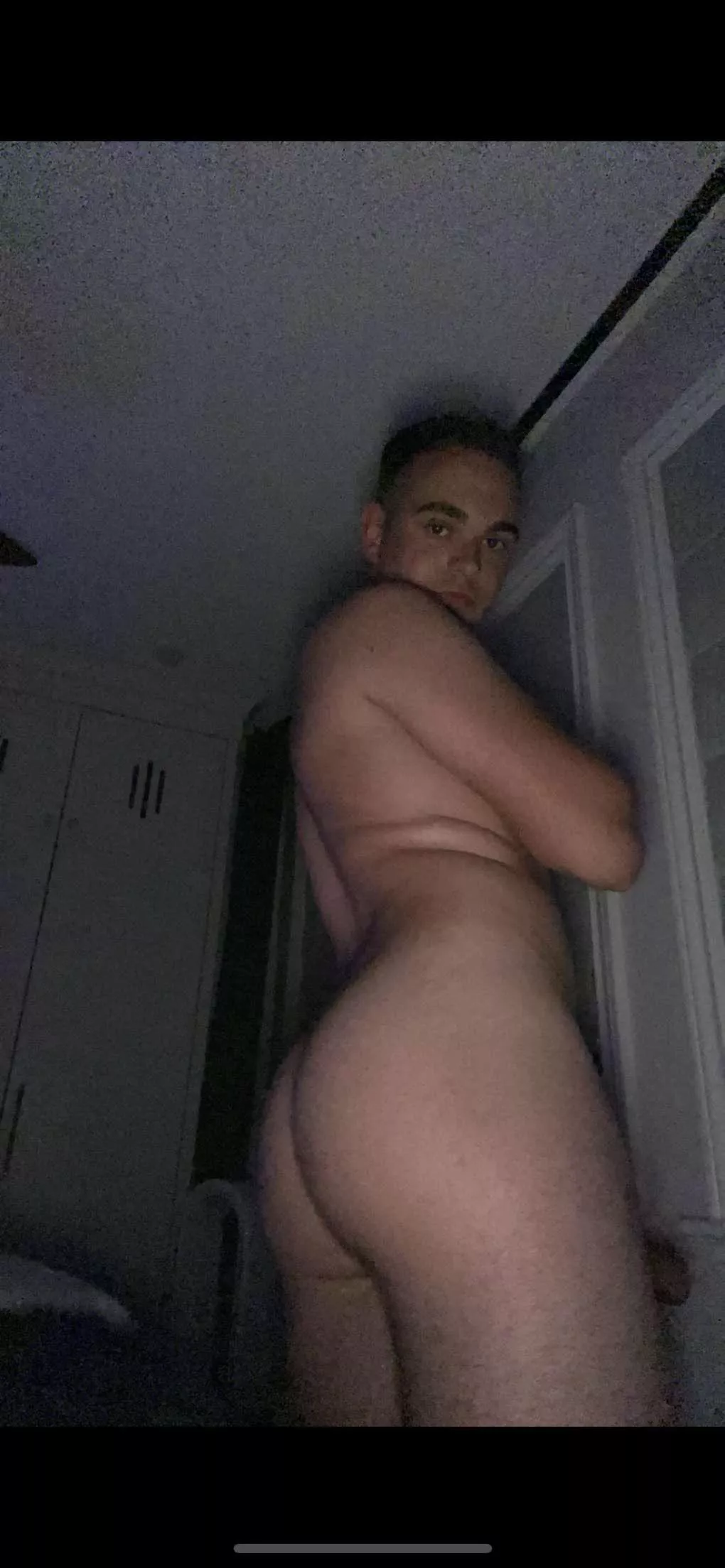 21 gay hii posted by Kitchen-Swim-4654