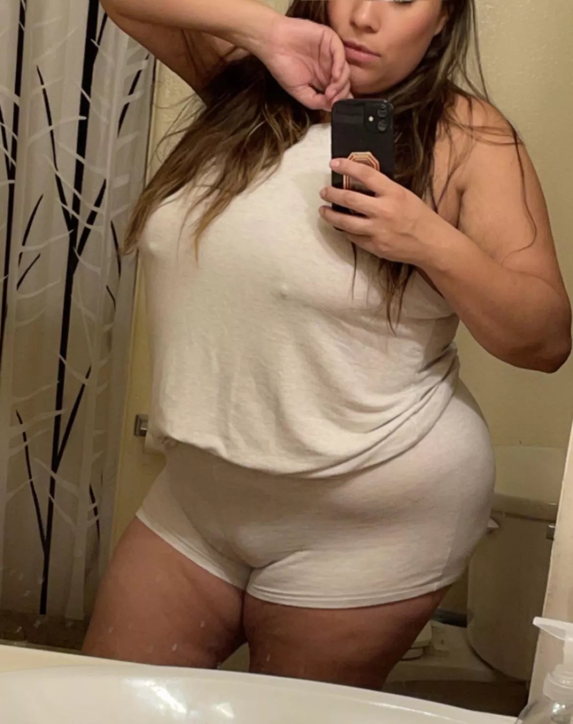 36f who’s taking me to bed? posted by Ok-Tradition-7574