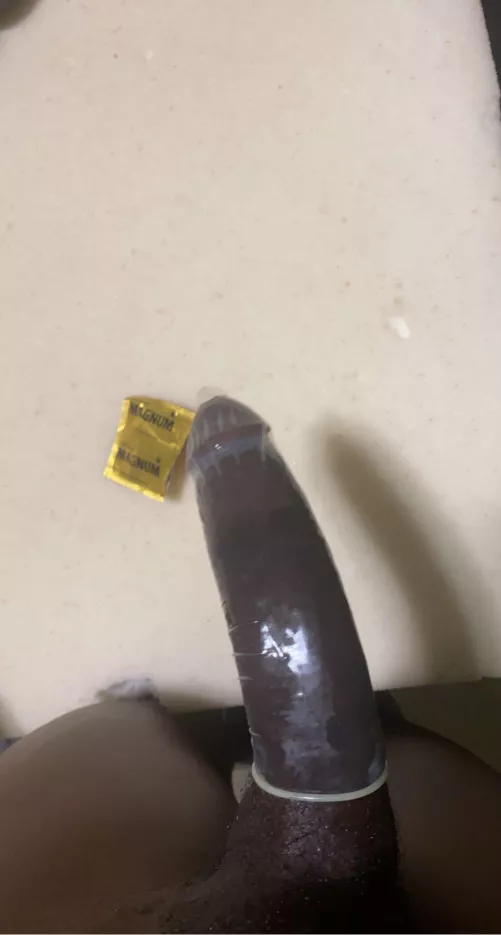 Did your last man fit into an XL? Can you? by hungyungtall