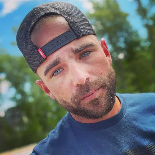 Good day! by sexypantsa_