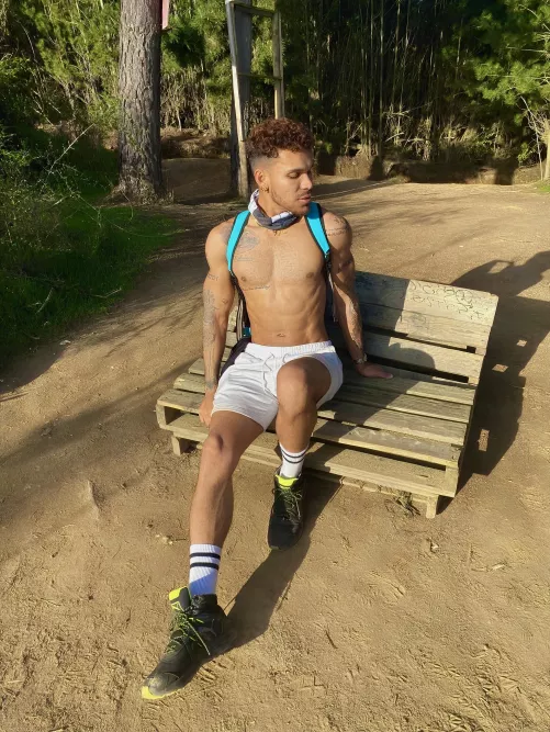 good morning I'm looking for a morbid boyfriend by luiferrmore