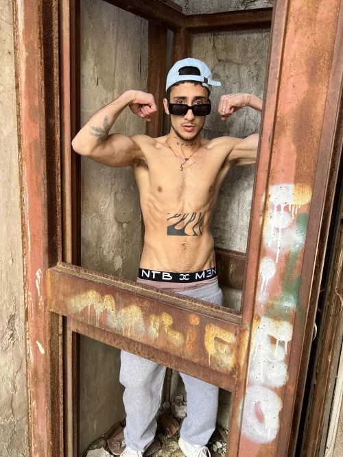 Hii have a great day by fardamn