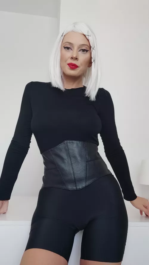 Leather corset, love it by alleyabae