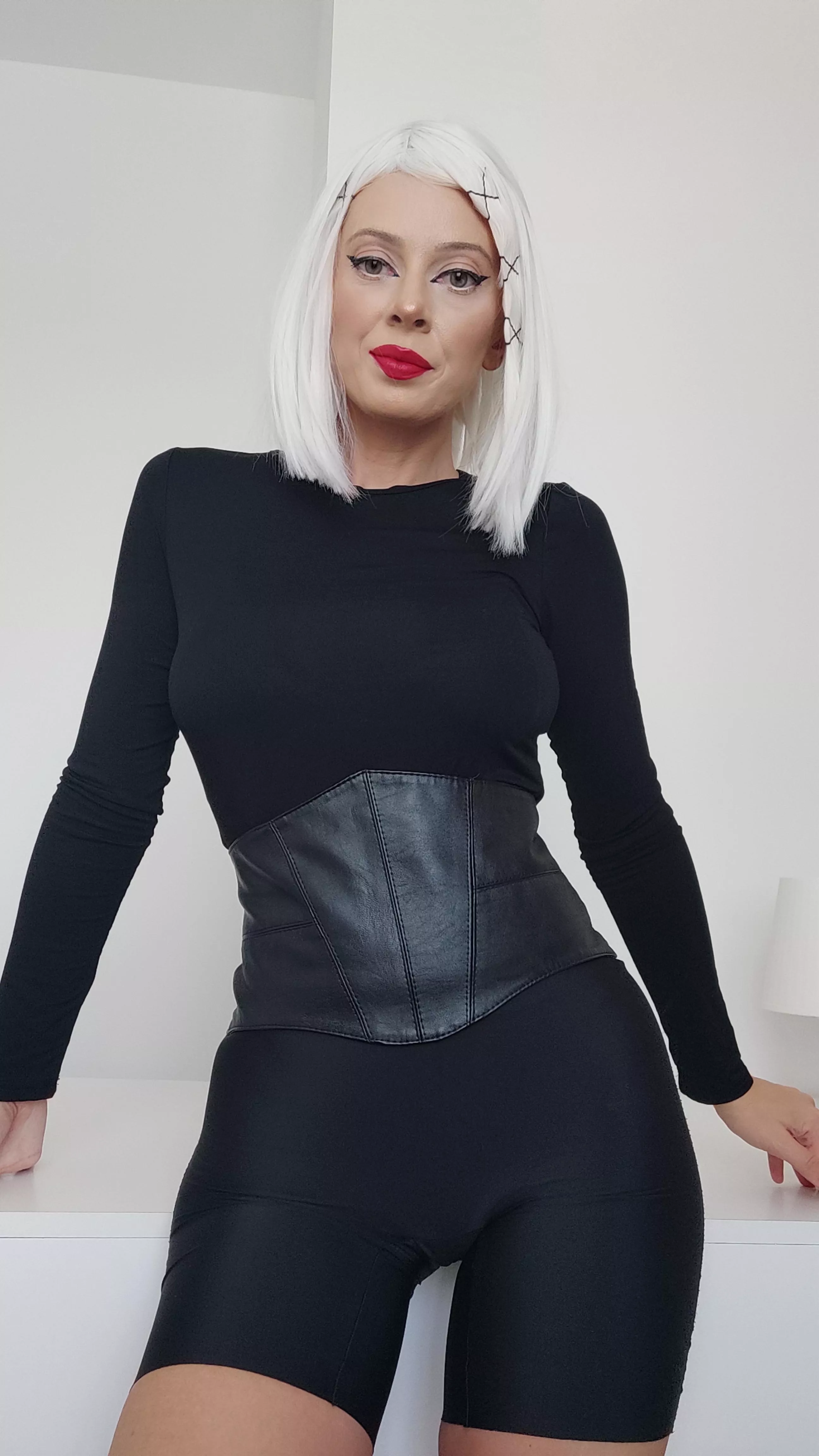 Leather corset, love it posted by alleyabae