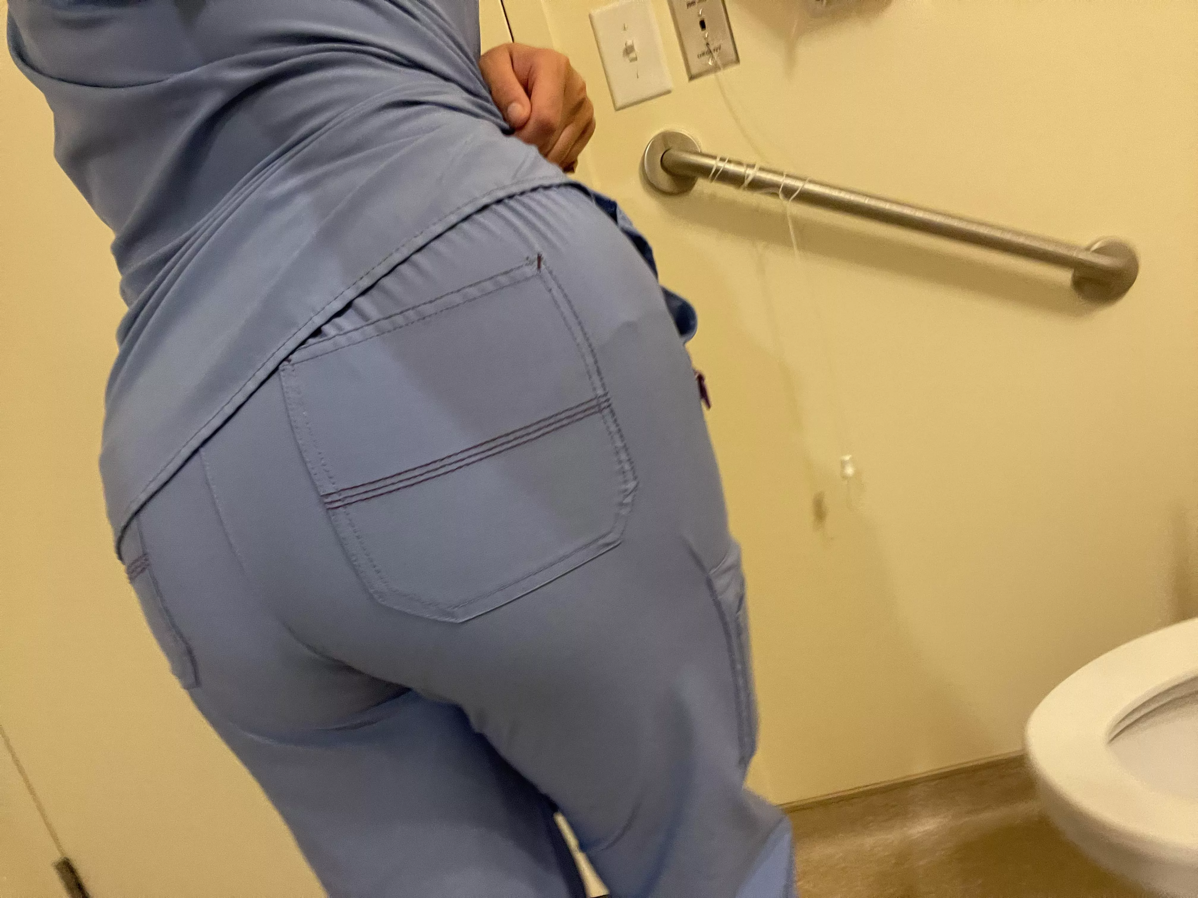 Love how my 🍑 looks in scrubs posted by asianhwmilf
