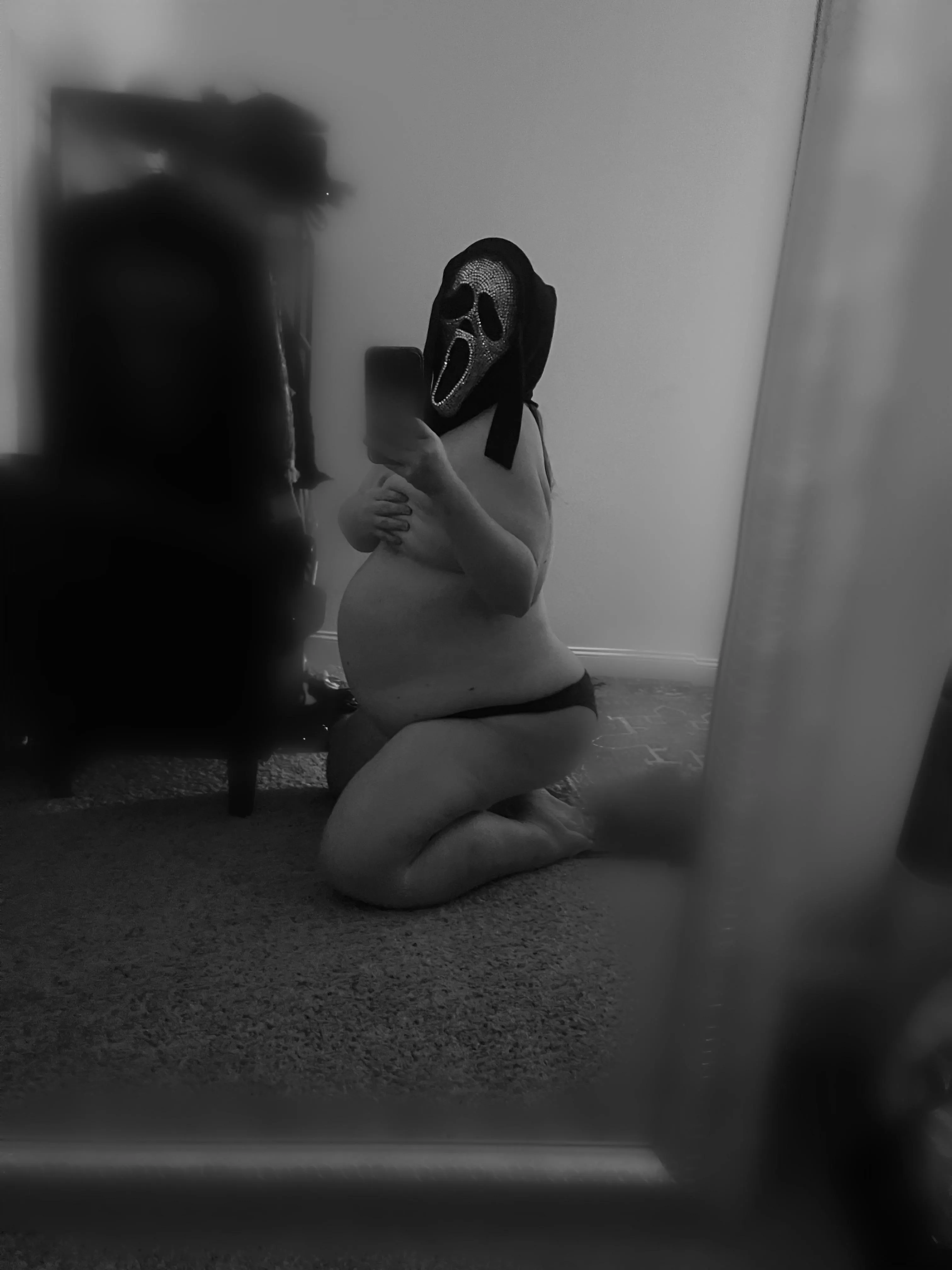 POV: Ghost Face breaks in and knocks me up. posted by thegrimscreamer